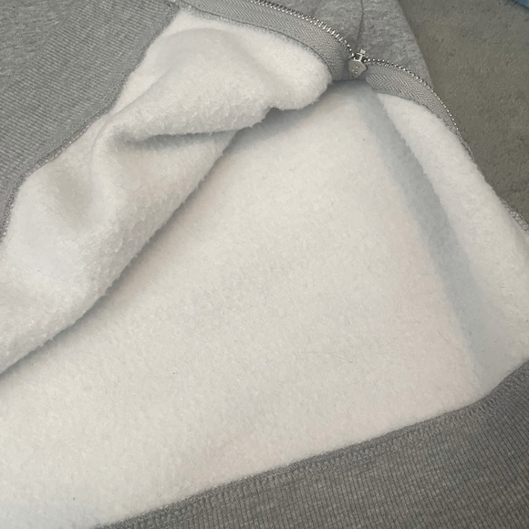 Oversized Fleece Sweatshirt with Zipper Detail - Picture 9 of 9